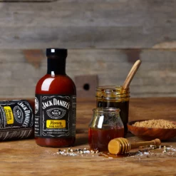 Jack Daniel’s Honey BBQ Sauce 576ml -Camp Chef Salgsbutikk 5f7e2c80d1a17a092e0df79b41f257e3c732bee988cb19c9551fcf431c054f8f