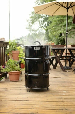 Pit Barrel® Cooker Junior 14″ -Camp Chef Salgsbutikk PB Barrel 3028Edited 2