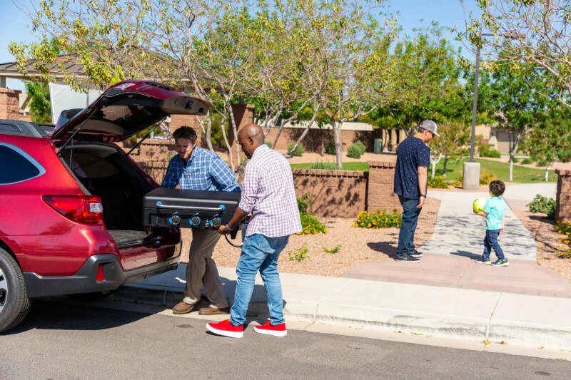 Pit Boss 3-Burner Ultimate Lift-off Griddle 10 Pit Boss 3-Burner Ultimate Lift-off Griddle - Bilde 8