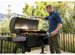 Traeger Ironwood XL -Camp Chef Salgsbutikk WEB Image Traeger Ironwood XL traeger ironwood xl tfb93rlgi j 605921988 plid 1434494
