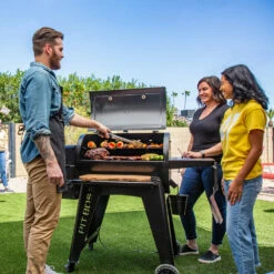 Pit Boss 850 G Navigator Pellets Smoker KAMPANJE PAKKE -Camp Chef Salgsbutikk pit boss navigator 8503